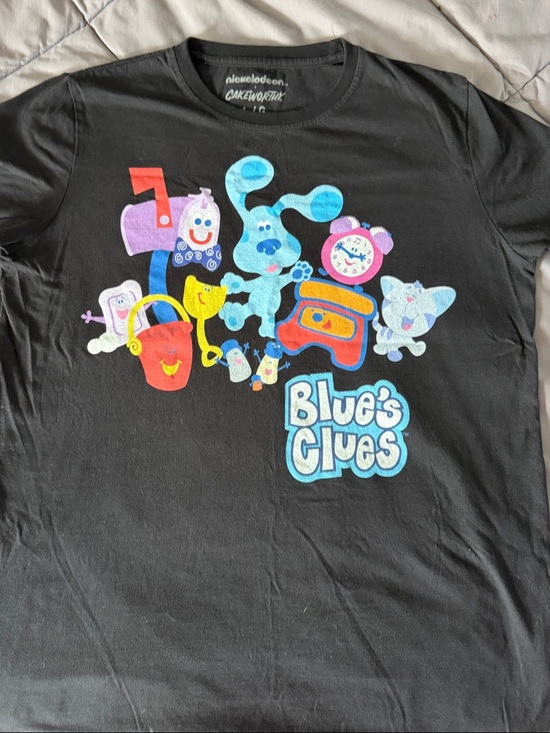 cakeworthy Tops - Nickelodeon Blue's Clues Black Graphic Tee